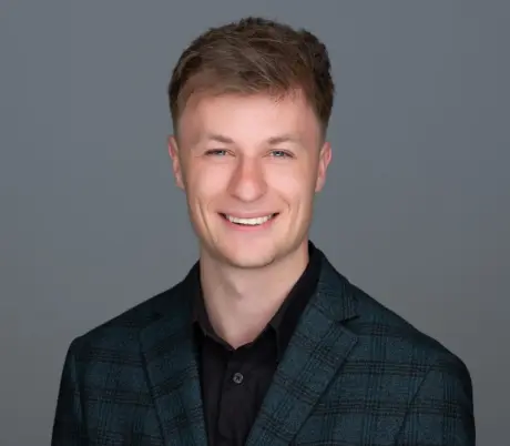 Jakob Jans, Insurance Advisor